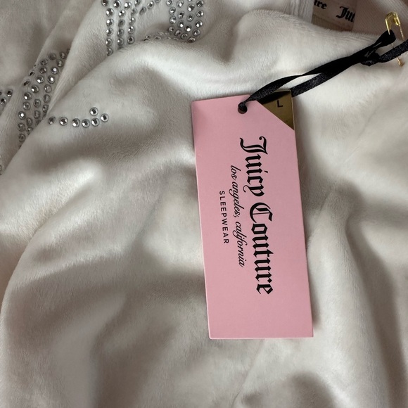 Pastel Parchment (Cream) Juicy Couture Bling Velour Tank and Bling Velour Pants - Picture 7 of 7